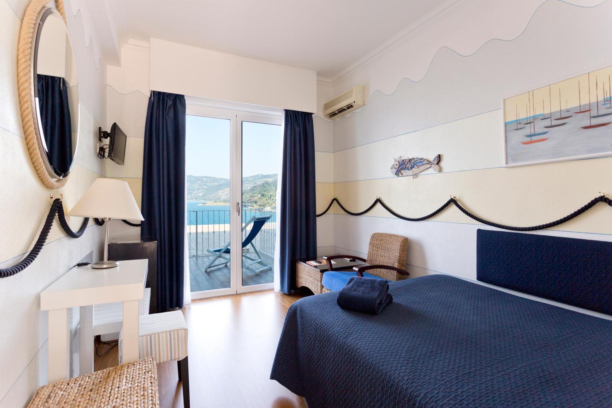 Single Room Sea View